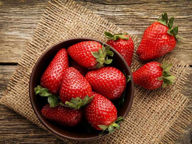 توت فرنگی یک محصول نقدی بسیار مغذی و مفید